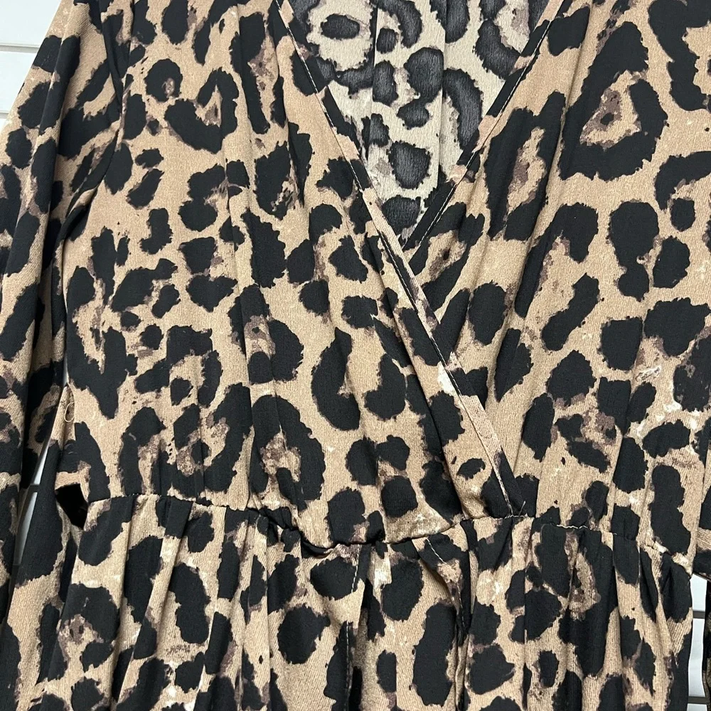 SHEIN Black and Tan Wrap Gown with Bishop Sleeves - Picture 8 of 11